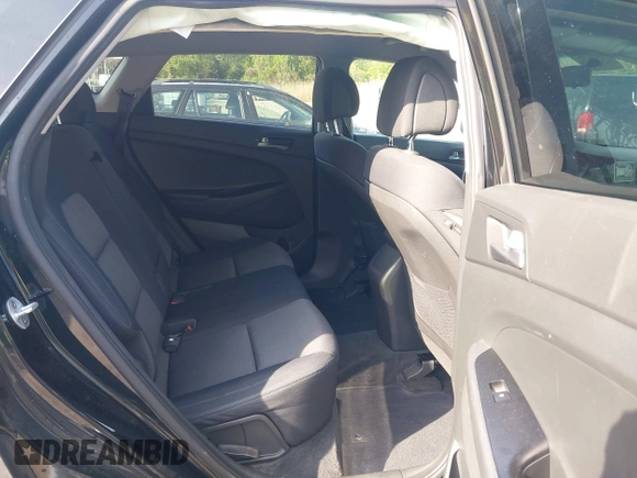 2017 Hyundai Tucson SE with VIN KM8J23A49HU261130, listed as a IAAI auction lot 42093943 with 104,680 mi miles and . Bid and sale history available at DreamBid. Image 8.