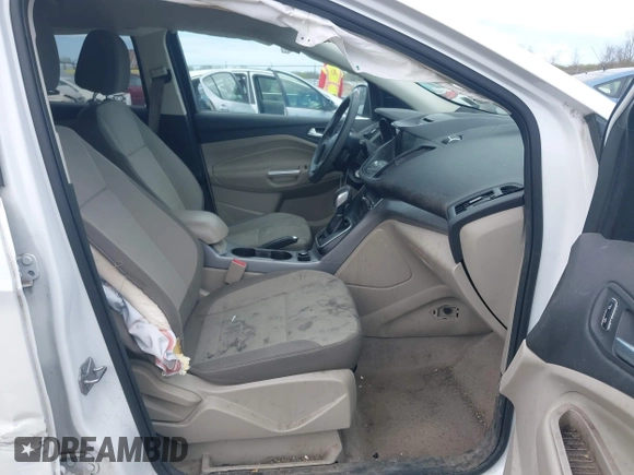 2013 Ford Escape SE with VIN 1FMCU9GX7DUA96986, listed as a IAAI auction lot 42160197 with 193,189 mi miles and . Bid and sale history available at DreamBid. Image 5.