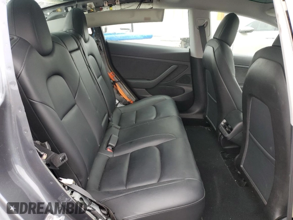 2020 Tesla Model 3 Standard Range Plus z VIN 5YJ3E1EA2LF704941, wystawiony jako Copart lot #58938485 z przebiegiem 34 851 mil mil oraz Szkoda całkowita • Salvage title. Historia ofert i sprzedaży dostępna na DreamBid. Obrazek 10.