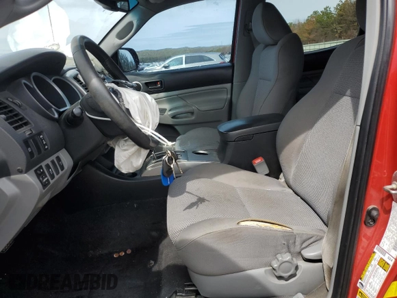 2013 Toyota Tacoma with VIN 3TMLU4EN3DM113697, listed as a Copart auction lot 51495085 with 195,613 mi miles and Salvage Title. Bid and sale history available at DreamBid. Image 7.