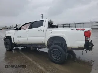 2016 Toyota Tacoma SR with VIN 3TMCZ5AN0GM014840, listed as a Copart auction lot 47455595 with 155,990 mi miles and Salvage Title. Bid and sale history available at carsss.com. Image 2.