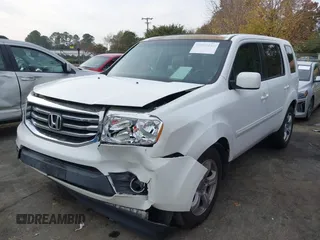 2015 Honda Pilot EX-L with VIN 5FNYF4H51FB010541, listed as a IAAI auction lot 40893246 with 215,295 mi miles and . Bid and sale history available at carsss.com. Image 17.