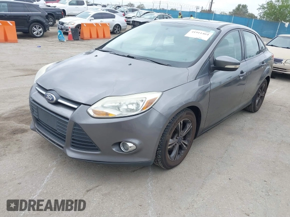 2014 Ford Focus SE with VIN 1FADP3F24EL416510, listed as a IAAI auction lot 41911464 with 186,153 mi miles. Bid and sale history available at carsss.com. Image 2.