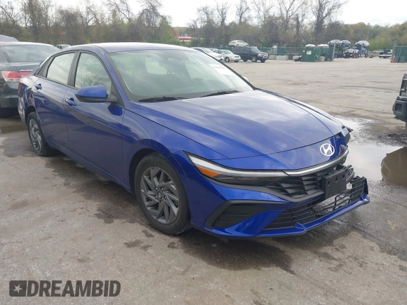 2024 Hyundai Elantra SEL with VIN KMHLM4DG9RU657512, listed as a IAAI auction lot 42041490 with 38,578 mi miles and . Bid and sale history available at DreamBid. Image 1.