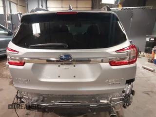 2024 Subaru Ascent Touring z VIN 4S4WMAWD0R3427104, wystawiony jako IAAI lot #42256127 z przebiegiem 1 461 mil mil oraz . Historia ofert i sprzedaży dostępna na DreamBid. Obrazek 17.