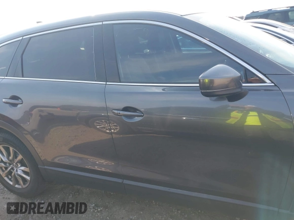 2018 Mazda CX-9 Touring with VIN JM3TCBCY2J0222520, listed as a IAAI auction lot 41807547 with 68,453 mi miles. Bid and sale history available at carsss.com. Image 14.