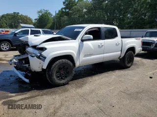 2022 Toyota Tacoma SR z VIN 3TYCZ5AN2NT078220, wystawiony jako Copart lot #56883625 z przebiegiem 37 309 mil mil oraz Szkoda całkowita • Salvage title. Historia ofert i sprzedaży dostępna na DreamBid. Obrazek 1.