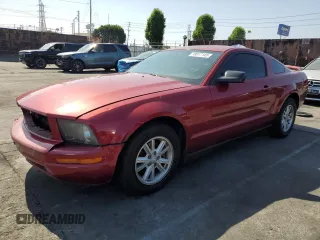 2007 Ford Mustang Deluxe z VIN 1ZVFT80N275333743, wystawiony jako Copart lot #59817145 z przebiegiem 207 762 mil mil oraz Szkoda całkowita • Salvage title. Historia ofert i sprzedaży dostępna na DreamBid. Obrazek 1.