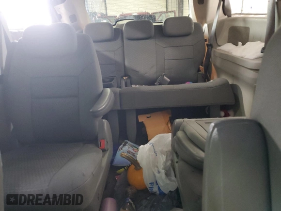 2009 Chrysler Town & Country Touring with VIN 2A8HR54169R665716, listed as a Copart auction lot 87646945 with 152,563 mi miles and Salvage Title. Bid and sale history available at DreamBid. Image 10.