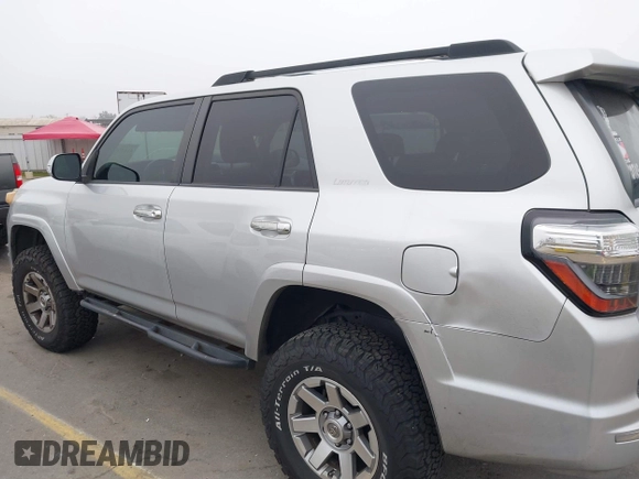 2010 Toyota 4Runner Trail with VIN JTEBU5JR3A5020489, listed as a IAAI auction lot 41255556 with 231,856 mi miles and . Bid and sale history available at DreamBid. Image 15.