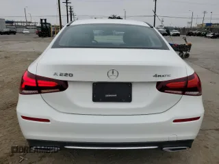 2021 Mercedes-Benz A 220 z VIN W1K3G4FB0MJ314147, wystawiony jako Copart lot #59984445 z przebiegiem 37 304 mil mil oraz Szkoda całkowita • Salvage title. Historia ofert i sprzedaży dostępna na DreamBid. Obrazek 6.
