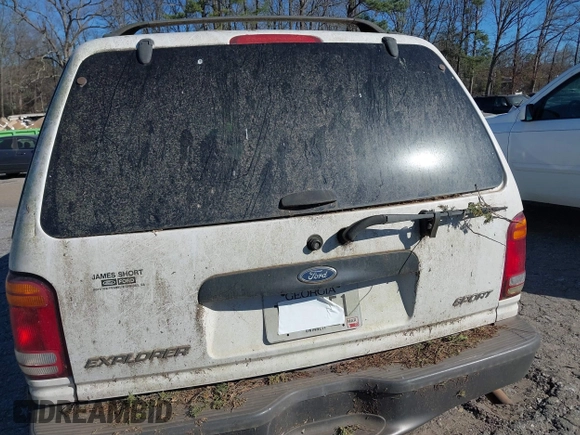 1998 Ford Explorer Sport with VIN 1FMYU24E6WUC19146, listed as a IAAI auction lot 41698988 with 191,817 mi miles and . Bid and sale history available at DreamBid. Image 11.