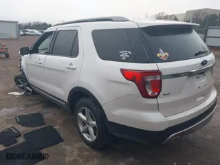 2017 Ford Explorer XLT with VIN 1FM5K8D8XHGC79616, listed as a IAAI auction lot 41161738 with 134,843 mi miles. Bid and sale history available at carsss.com. Image 3.