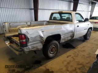 2000 Dodge Ram 2500 with VIN 3B7KC26Z8YM240570, listed as a Copart auction lot 84755344 with 133,104 mi miles and Clean Title. Bid and sale history available at carsss.com. Image 3.