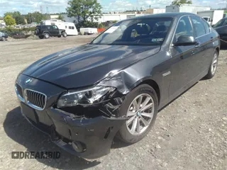 2015 BMW 5 Series 528i xDrive with VIN WBA5A7C55FD628489, listed as a IAAI auction lot 39752634 with 74,792 mi miles and . Bid and sale history available at carsss.com. Image 6.