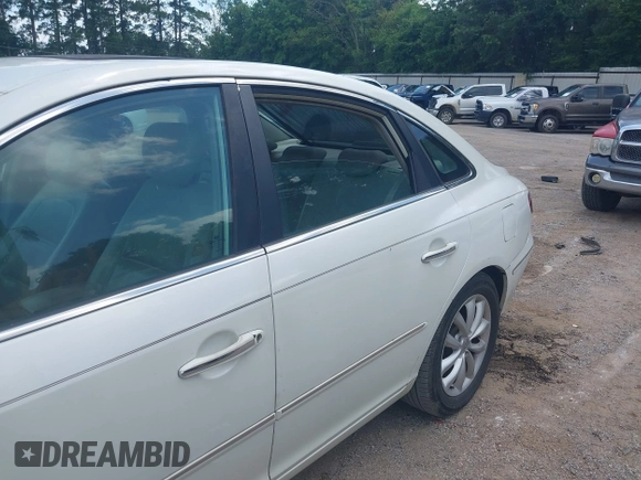 2006 Hyundai Azera SE with VIN KMHFC46F66A098423, listed as a IAAI auction lot 42519025 with Not provided miles and . Bid and sale history available at DreamBid. Image 6.