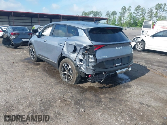 2024 Kia Sportage EX with VIN 5XYK33DF3RG185488, listed as a IAAI auction lot 42345457 with 33,926 mi miles and . Bid and sale history available at DreamBid. Image 3.