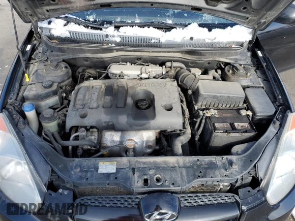 2011 Hyundai Accent GS z VIN KMHCM3ACXBU191462, wystawiony jako Copart lot #45579035 z przebiegiem 143 152 mil mil oraz Szkoda całkowita • Salvage title. Historia ofert i sprzedaży dostępna na DreamBid. Obrazek 12.