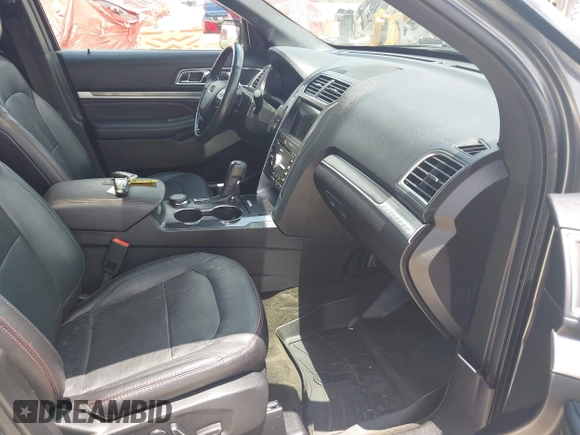 2018 Ford Explorer Sport z VIN 1FM5K8GTXJGA51668, wystawiony jako IAAI lot #42549282 z przebiegiem 86 550 mil mil oraz . Historia ofert i sprzedaży dostępna na DreamBid. Obrazek 5.