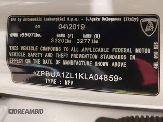 2019 Lamborghini Urus z VIN ZPBUA1ZL1KLA04859, wystawiony jako IAAI lot #41455275 z przebiegiem 13 380 mil mil oraz . Historia ofert i sprzedaży dostępna na DreamBid. Obrazek 17.