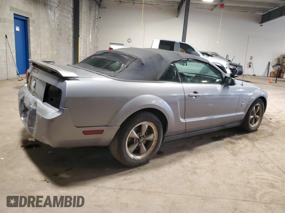 2006 Ford Mustang Standard with VIN 1ZVFT84N065164086, listed as a Copart auction lot 55291645 with 329,677 mi miles and Salvage Title. Bid and sale history available at carsss.com. Image 3.