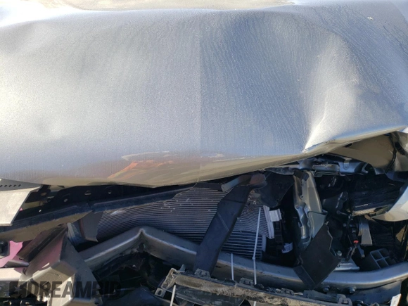 2024 Cadillac LYRIQ Sport z VIN 1GYKPTRK5RZ107588, wystawiony jako Copart lot #75906234 z przebiegiem 8 369 mil mil oraz Szkoda całkowita • Salvage title. Historia ofert i sprzedaży dostępna na DreamBid. Obrazek 13.