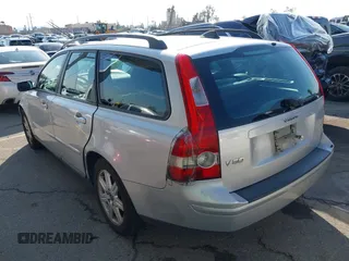 2006 Volvo V50 2.4L with VIN YV1MW390362163463, listed as a IAAI auction lot 41437912 with 121,092 mi miles. Bid and sale history available at carsss.com. Image 3.