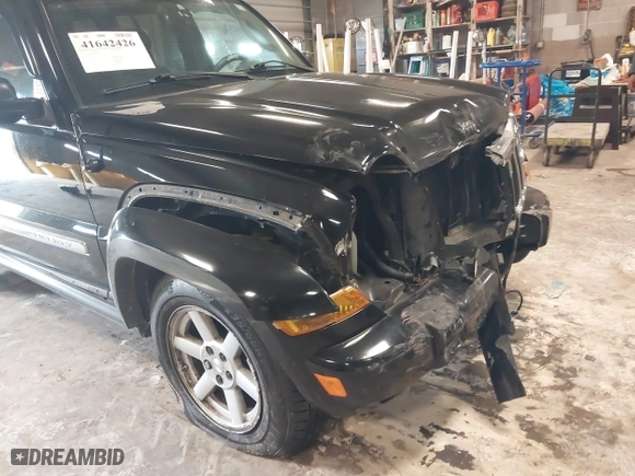 2005 Jeep Liberty Limited with VIN 1J8GL58K05W709307, listed as a IAAI auction lot 41642426 with 81,908 mi miles. Bid and sale history available at carsss.com. Image 6.