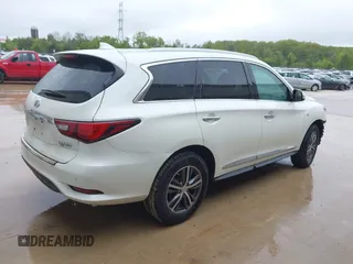 2019 Infiniti QX60 Luxe z VIN 5N1DL0MM6KC506158, wystawiony jako IAAI lot #42316181 z przebiegiem 81 211 mil mil oraz . Historia ofert i sprzedaży dostępna na DreamBid. Obrazek 4.