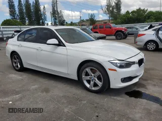 2012 BMW 3 Series 328i z VIN WBA3A5G51CNP15687, wystawiony jako Copart lot #65285755 z przebiegiem 189 490 mil mil oraz Czysty tytuł • Clean title. Historia ofert i sprzedaży dostępna na DreamBid. Obrazek 4.