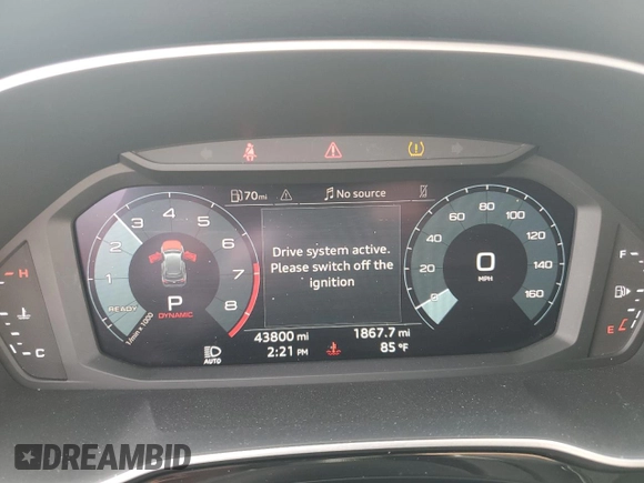 2022 Audi Q3 S line Premium with VIN WA1DECF33N1150413, listed as a Copart auction lot 43773895 with 43,800 mi miles and Salvage Title. Bid and sale history available at DreamBid. Image 9.