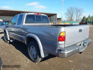 2001 Toyota Tundra Ltd with VIN 5TBBT481X1S128161, listed as a IAAI auction lot 41806069 with 214,825 mi miles. Bid and sale history available at carsss.com. Image 3.