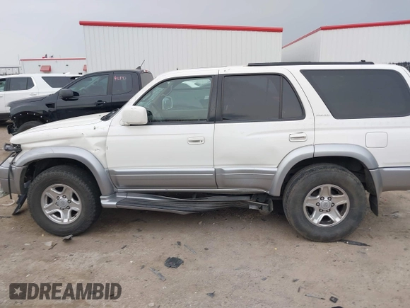 1999 Toyota 4Runner Limited z VIN JT3GN87R5X0118188, wystawiony jako IAAI lot #42278491 z przebiegiem 110 273 mil mil oraz . Historia ofert i sprzedaży dostępna na DreamBid. Obrazek 14.