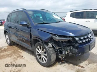 2015 Volkswagen Tiguan SE with VIN WVGAV7AX1FW508313, listed as a IAAI auction lot 42120704 with 136,405 mi miles and . Bid and sale history available at DreamBid. Image 1.