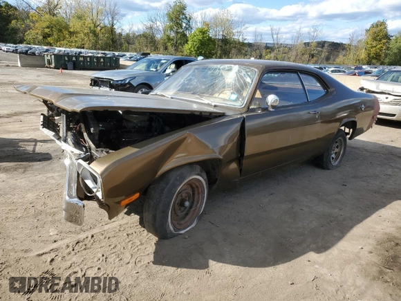 1973 Plymouth Valiant z VIN VL29G3B227366, wystawiony jako Copart lot #74797124 z przebiegiem 87 122 mil mil oraz Szkoda całkowita • Salvage title. Historia ofert i sprzedaży dostępna na DreamBid. Obrazek 1.