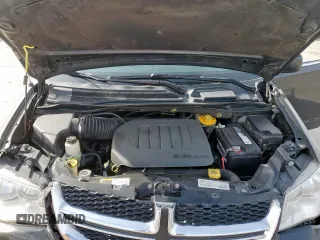 2019 Dodge Grand Caravan SXT with VIN 2C4RDGCG9KR662312, listed as a Copart auction lot 48182105 with 191,199 mi miles and Salvage Title. Bid and sale history available at DreamBid. Image 13.