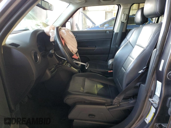2014 Jeep Patriot Latitude with VIN 1C4NJPFA1ED887412, listed as a Copart auction lot 44214345 with 78,374 mi miles and Salvage Title. Bid and sale history available at carsss.com. Image 7.
