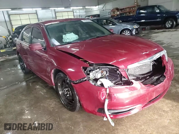 2014 Chrysler 200 LX z VIN 1C3CCBAG3EN132115, wystawiony jako Copart lot #44585945 z przebiegiem 104 111 mil mil oraz Szkoda całkowita • Salvage title. Historia ofert i sprzedaży dostępna na DreamBid. Obrazek 14.
