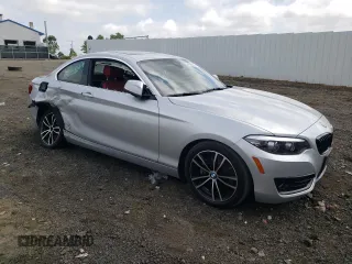 2020 BMW 2 Series 230i xDrive with VIN WBA2J3C0XL7E78702, listed as a Copart auction lot 61998214 with 0 mi miles and Salvage Title. Bid and sale history available at carsss.com. Image 4.