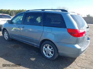 2004 Toyota Sienna XLE with VIN 5TDBA22C94S007315, listed as a IAAI auction lot 41976733 with 156,299 mi miles. Bid and sale history available at carsss.com. Image 3.