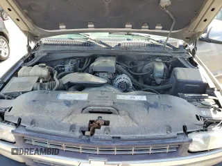 2000 Chevrolet Silverado 1500 LS with VIN 2GCEC19T0Y1101958, listed as a Copart auction lot 55123655 with 260,479 mi miles and Clean Title. Bid and sale history available at carsss.com. Image 11.