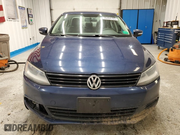 2012 Volkswagen Jetta SE z VIN 3VWDP7AJ5CM410644, wystawiony jako Copart lot #56464105 z przebiegiem 97 486 mil mil oraz Szkoda całkowita • Salvage title. Historia ofert i sprzedaży dostępna na DreamBid. Obrazek 5.