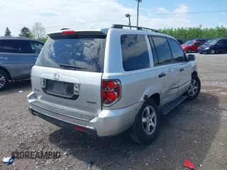 2006 Honda Pilot EX-L with VIN 2HKYF18596H563583, listed as a IAAI auction lot 42183326 with 181,665 mi miles and . Bid and sale history available at DreamBid. Image 4.