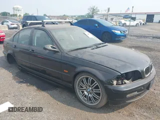 2001 BMW 3 Series 325i z VIN WBAAN37411NE55184, wystawiony jako IAAI lot #42410040 z przebiegiem 127 287 mil mil oraz . Historia ofert i sprzedaży dostępna na DreamBid. Obrazek 1.