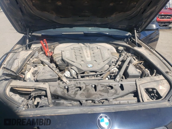 2015 BMW 5 Series 550i with VIN WBAKN9C50FD961489, listed as a Copart auction lot 46683795 with 90,235 mi miles and Salvage title. Bid and sale history available at DreamBid. Image 13.