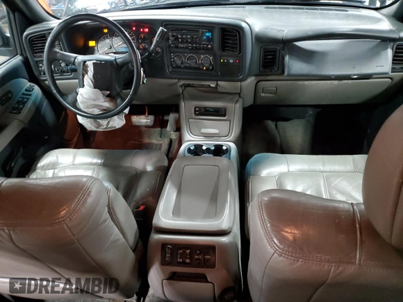 2002 Chevrolet Suburban LT with VIN 1GNFK16Z82J227408, listed as a Copart auction lot 71229194 with 304,713 mi miles and Salvage Title. Bid and sale history available at carsss.com. Image 8.