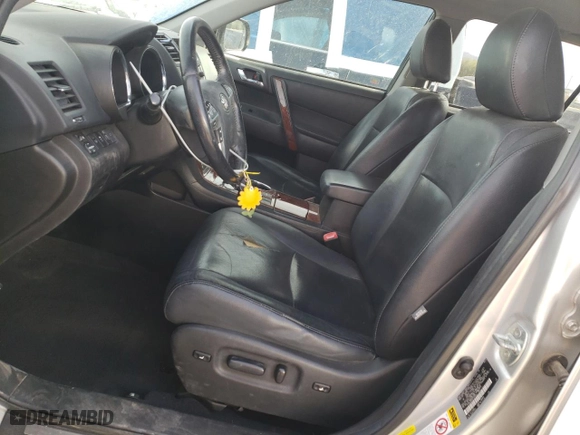 2013 Toyota Highlander Limited with VIN 5TDYK3EHXDS135020, listed as a Copart auction lot 77672214 with 167,309 mi miles and Salvage Title. Bid and sale history available at carsss.com. Image 7.
