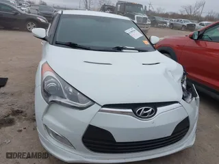 2013 Hyundai Veloster RE:MIX with VIN KMHTC6AD6DU135325, listed as a IAAI auction lot 41089948 with 238,459 mi miles. Bid and sale history available at carsss.com. Image 12.
