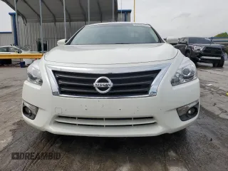 2013 Nissan Altima SV z VIN 1N4BL3AP8DN581923, wystawiony jako Copart lot #53995255 z przebiegiem 191 538 mil mil oraz Szkoda całkowita • Salvage title. Historia ofert i sprzedaży dostępna na DreamBid. Obrazek 5.