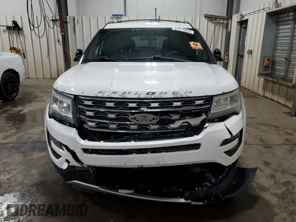 2017 Ford Explorer XLT с VIN 1FM5K8DH3HGC01999, выставлен на аукционе Copart как лот 57819325 с пробегом 101 237 миль миль и Списание • Salvage title. История ставок и продаж доступна на DreamBid. Изображение 5.